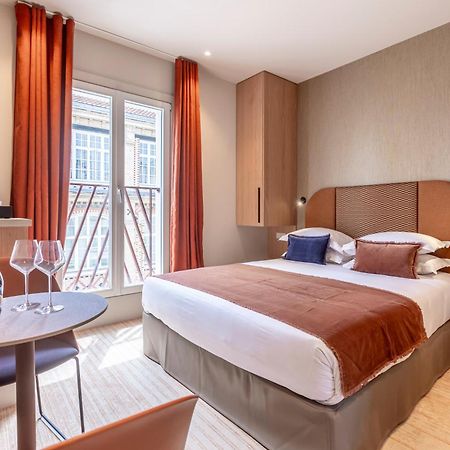 Suites Fl By Sweett Parijs Buitenkant foto