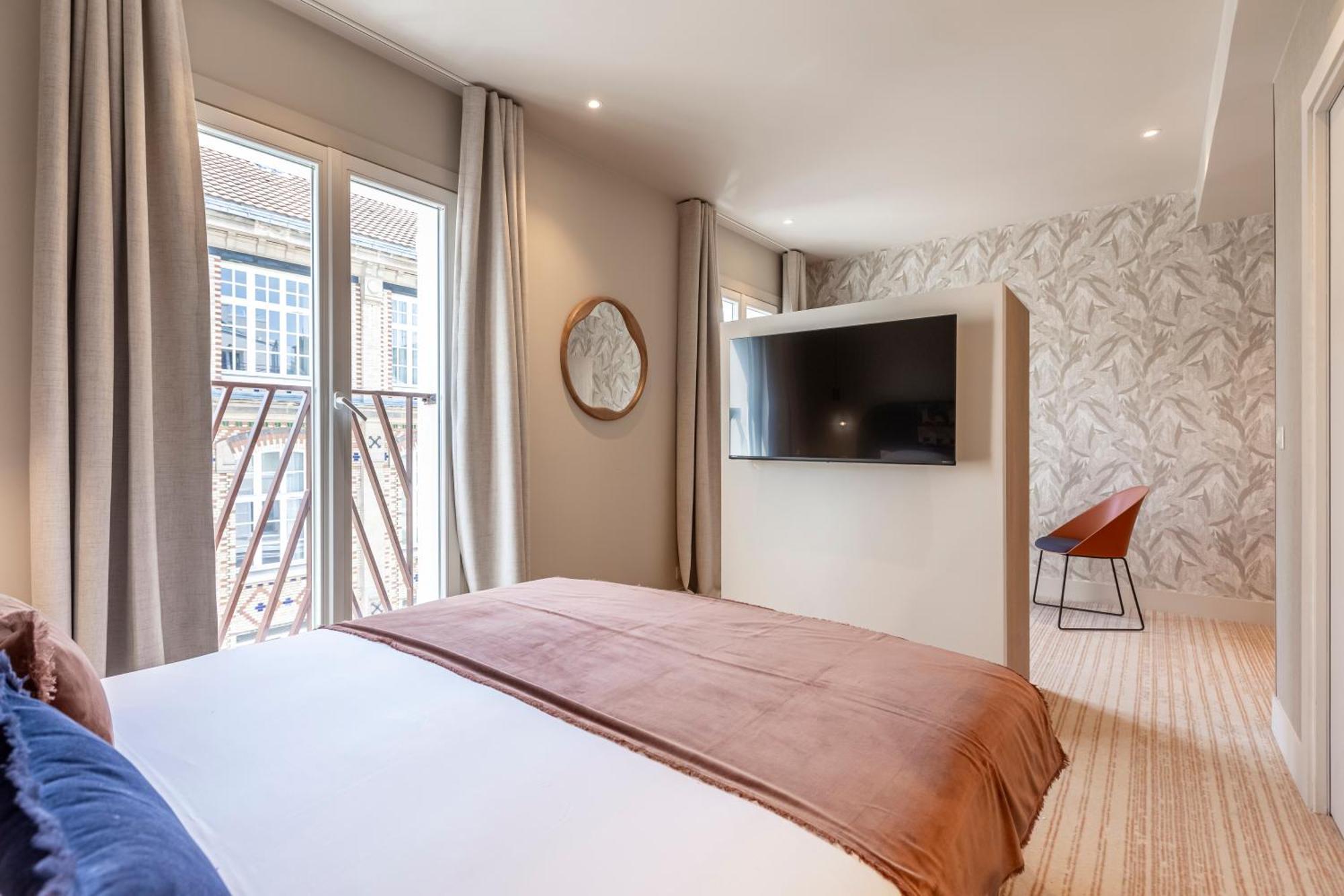 Suites Fl By Sweett Parijs Buitenkant foto